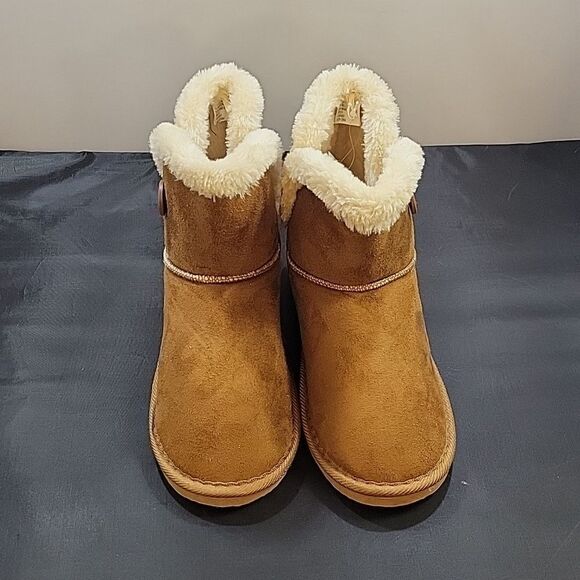 BRAND NEW JUST BE LADIES COG FAUX SUEDE ROUND TOE FAUX FUR WOMEN"S BOOTIES - Picture 2 of 13